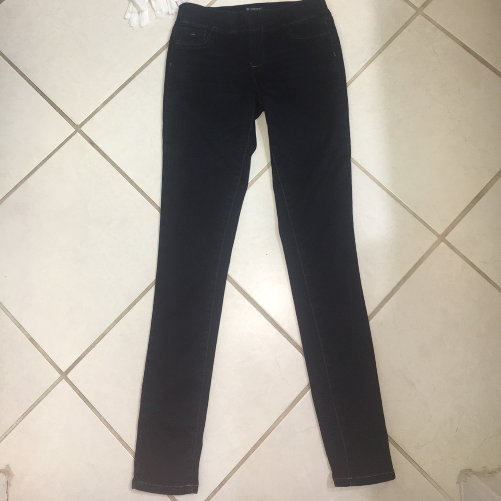 dark wash jeggings