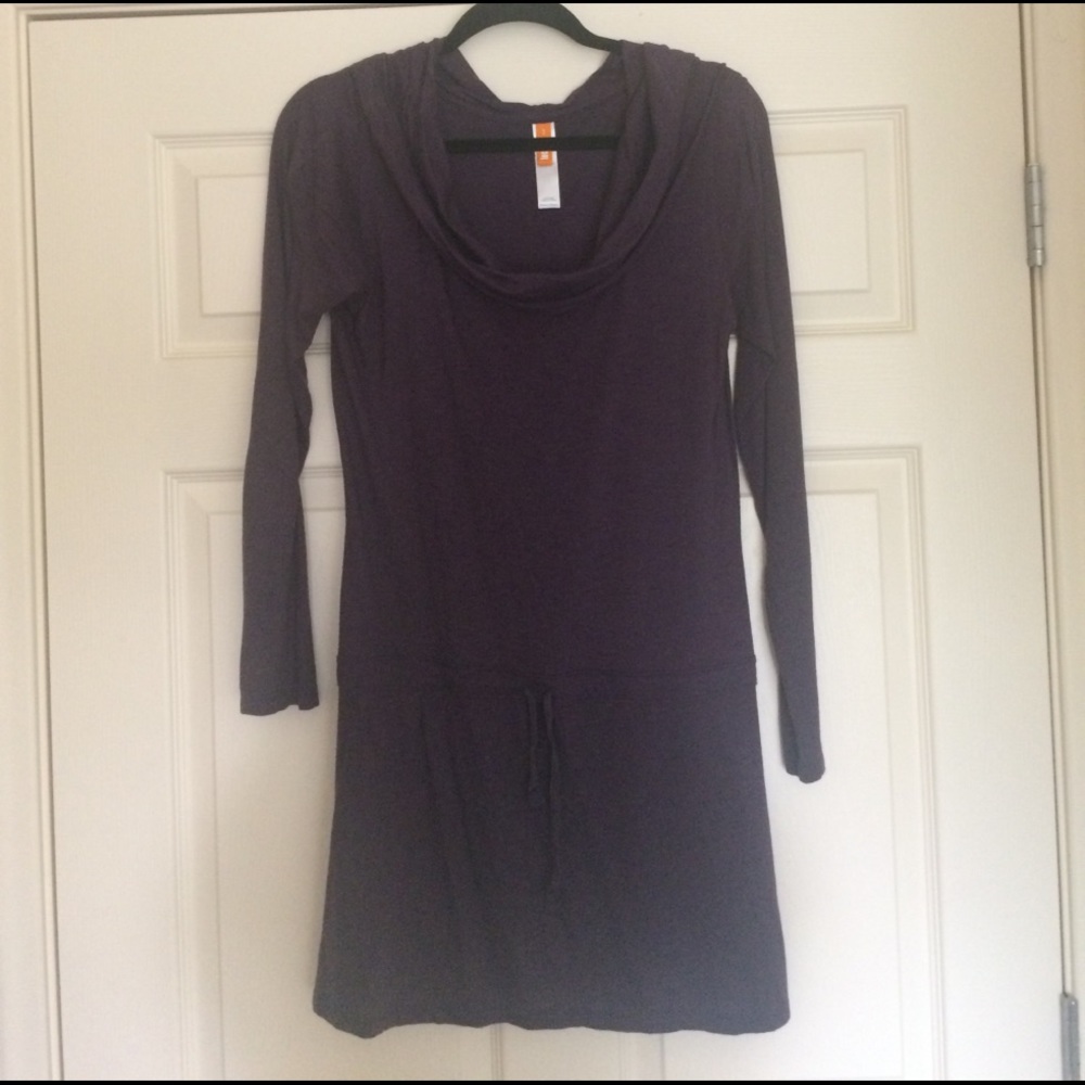 Purple t-shirt dress with hood
