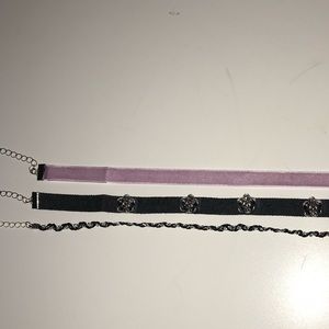 3 choker set from American Eagle