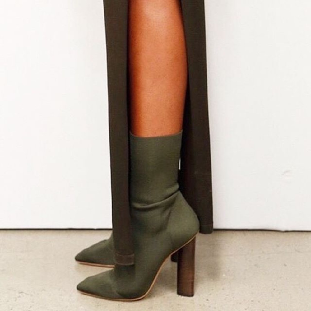 Steve Madden Siena sock booties sz 7.5 army green