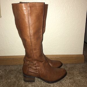 Size 6 Jessica Simpson brown boots. Brand new.