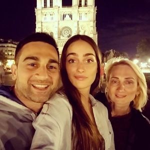 Meet your Posher, Teona