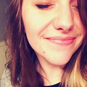 Meet your Posher, Leah