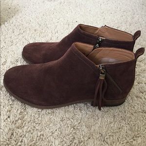 Ankle boots