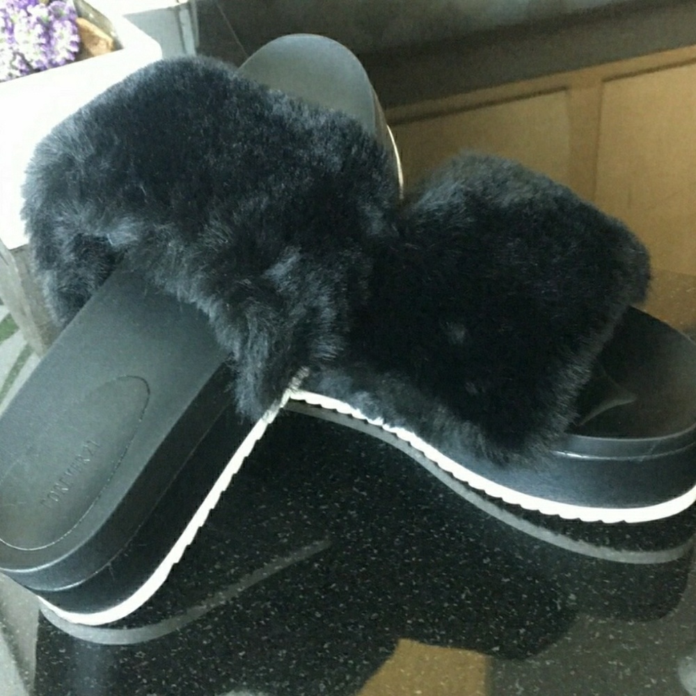 Forever 21 Furry Flip Flops