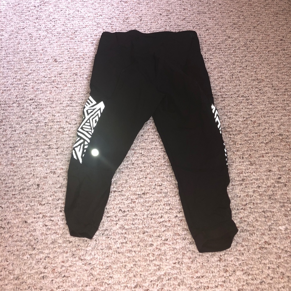 Reflective lululemon Capri pants