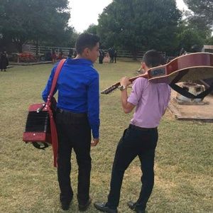 Meet your Posher, Axel