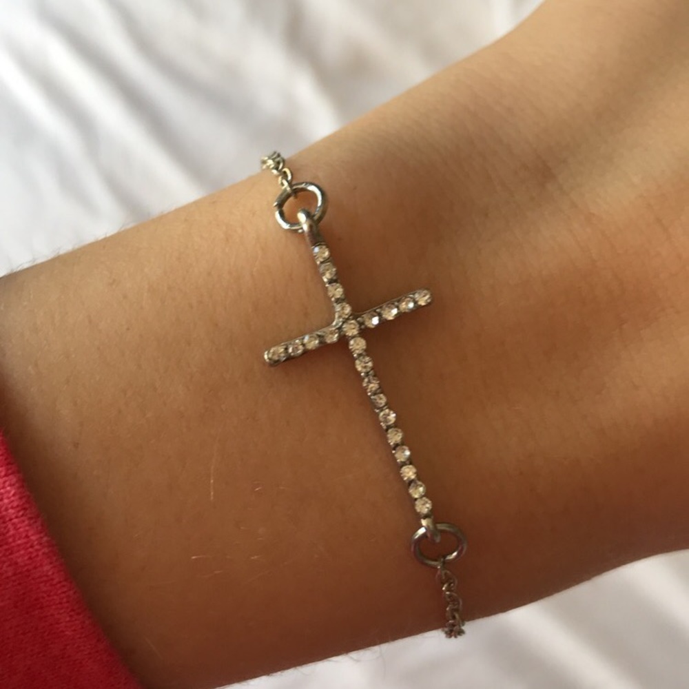Dangle cross bracelet