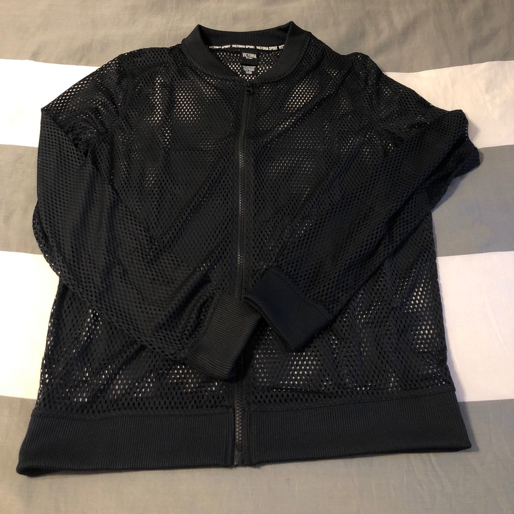 Victoria’s Secret sport mesh jacket. Small, BNWT