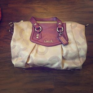 Coach shoulder bag