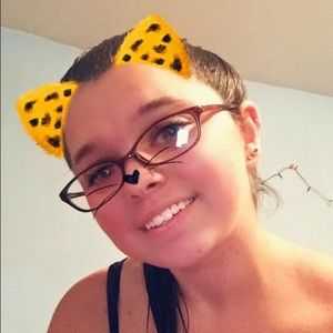 Meet your Posher, Brianna