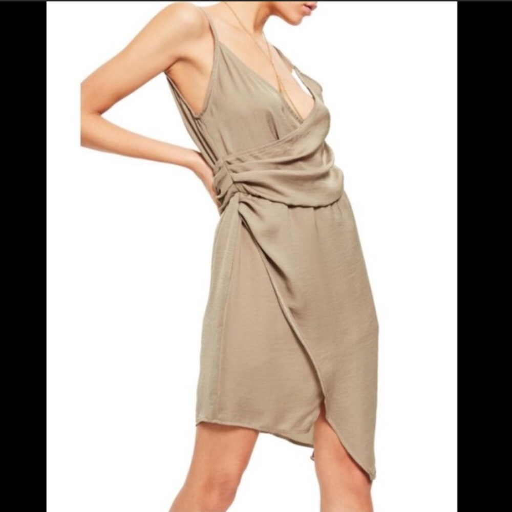 CHAMPAGNE MISGUIDED DRESS