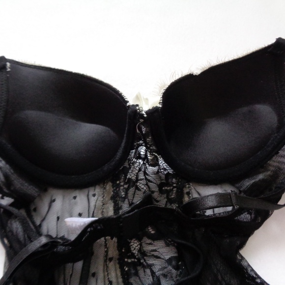 Sexy Black and White Slip - Picture 4 of 6