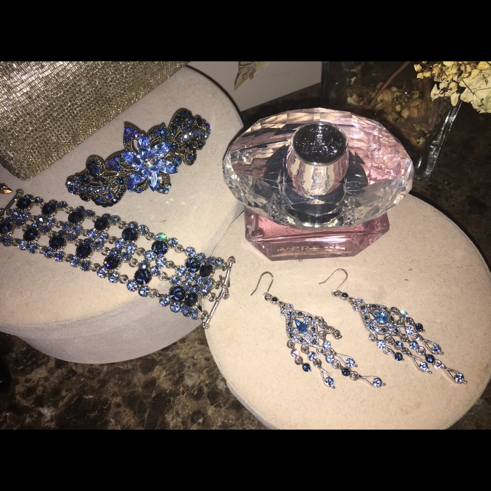 BLUE SAPPHIRE CRYSTAL EVENING/COSTUME JEWELRY