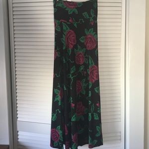 LuLaRoe Maxi Skirt (Slinky)