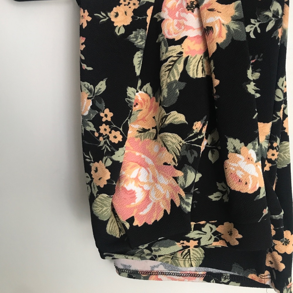 2x floral skirt