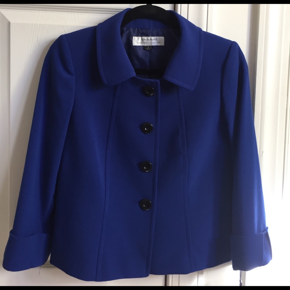Tahari Blazer