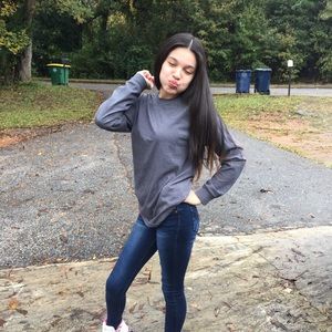 Meet your Posher, Alma