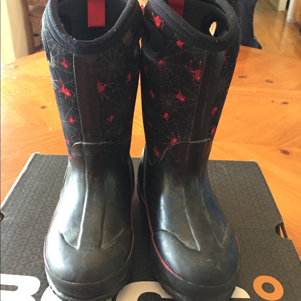 Bogs Spider Winter Boots Kids Size 11