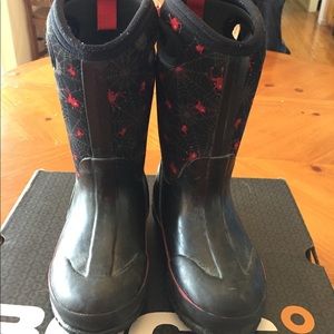 Bogs Spider Winter Boots Kids Size 11