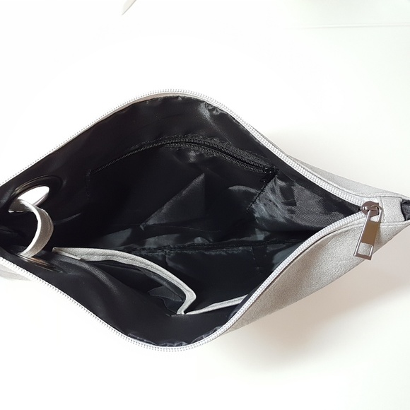 Faux Leather Envelope Clutch NWT - Picture 4 of 4