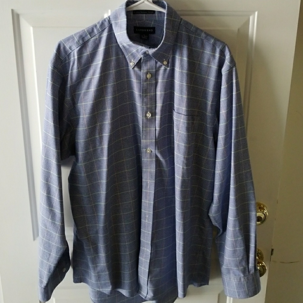 Lands End long sleeve men's button up dress shirt