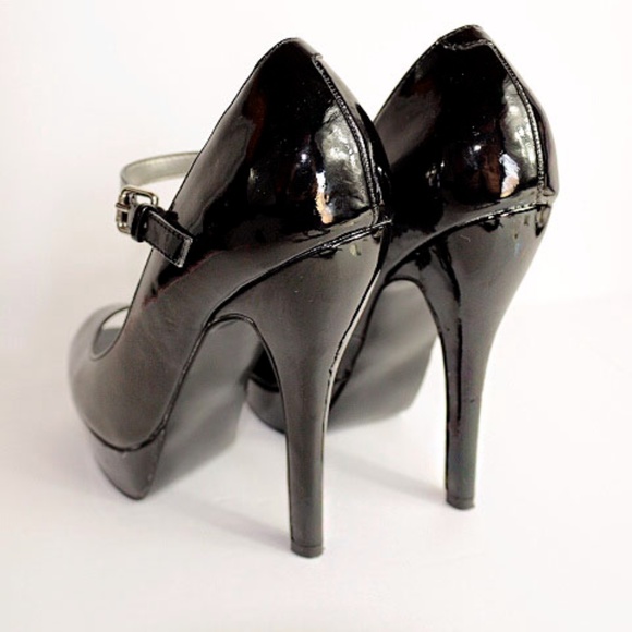 Guess Patent Black Peep Toe Mary Jane 7.5 - Picture 7 of 7