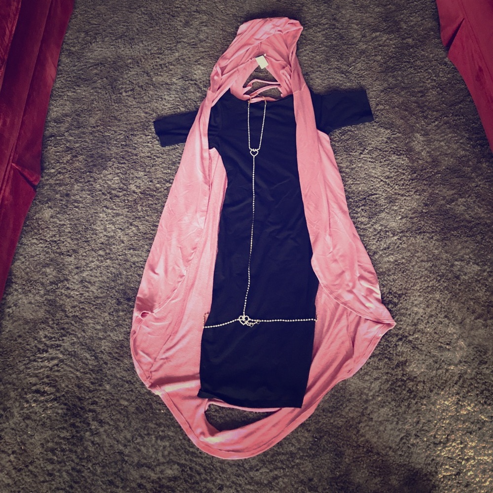 dress with slashed hooded cardigan&body chain✨✨