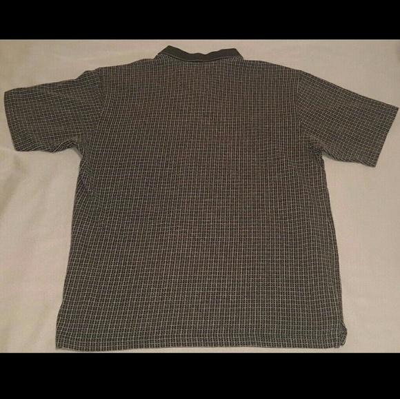 Van Heusen -Large Black & Gray Square Pattern Polo - Picture 4 of 4