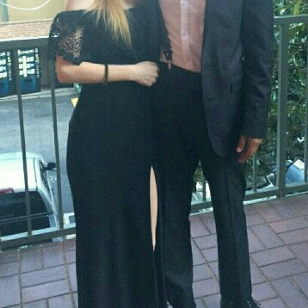 Black prom dress