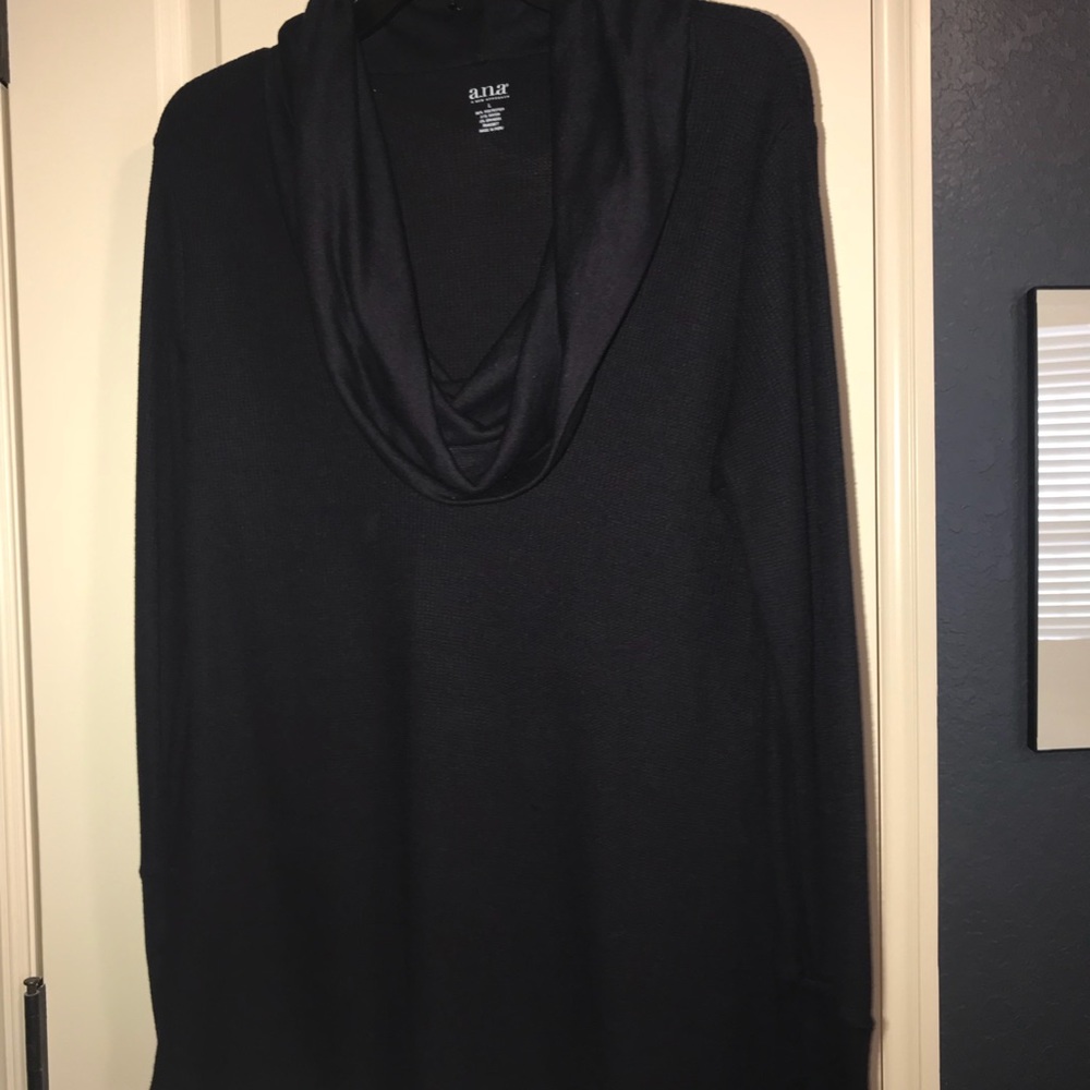 Cowl neck long sleeve top