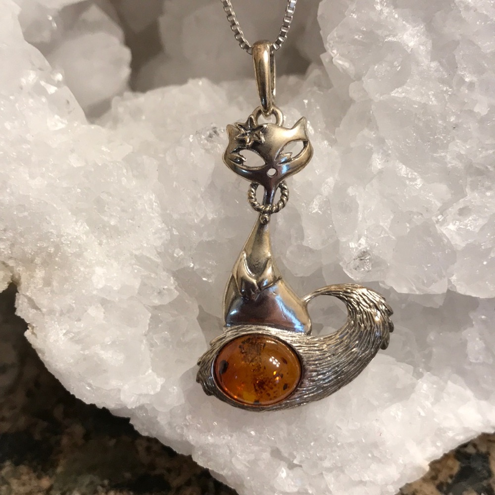 STERLING SILVER CAT BALTIC AMBER PENDANT NIB