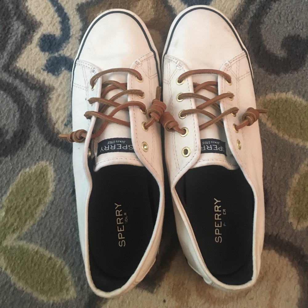 White Canvas Sperrys