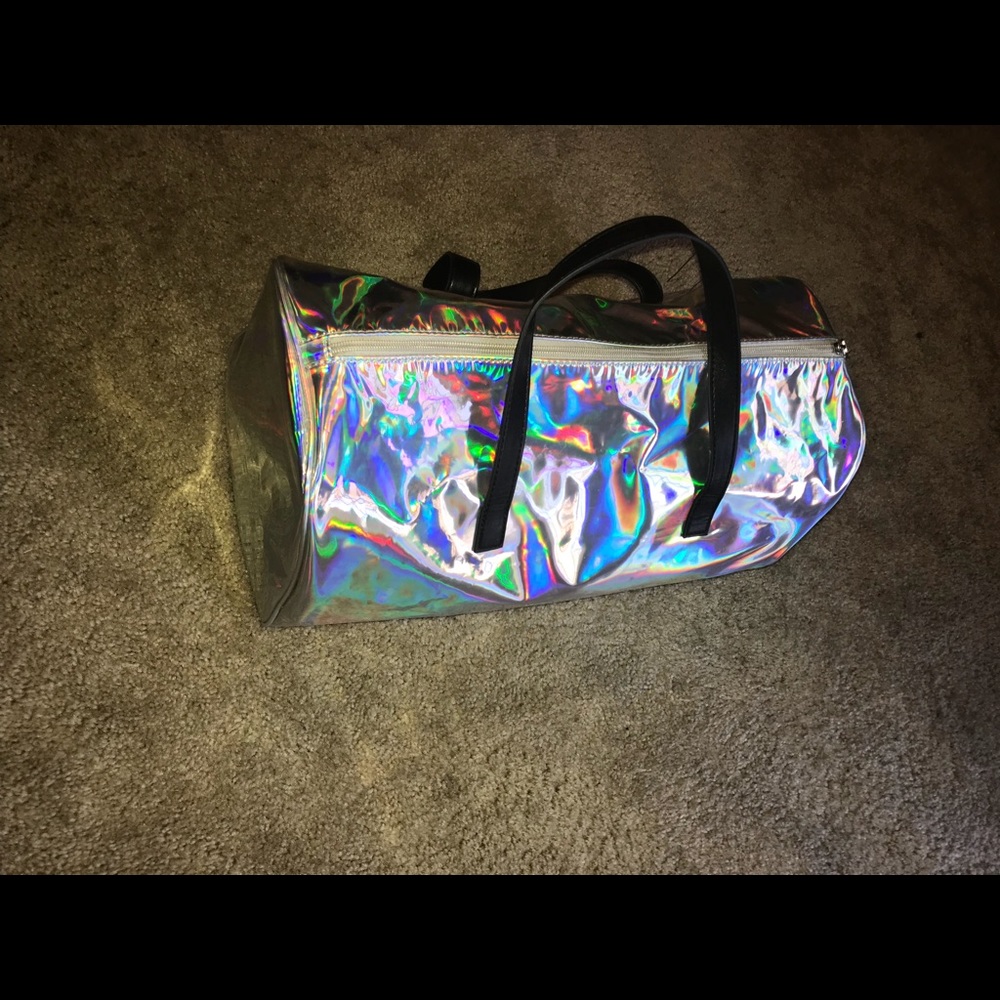 Forever 21 retro metallic duffle