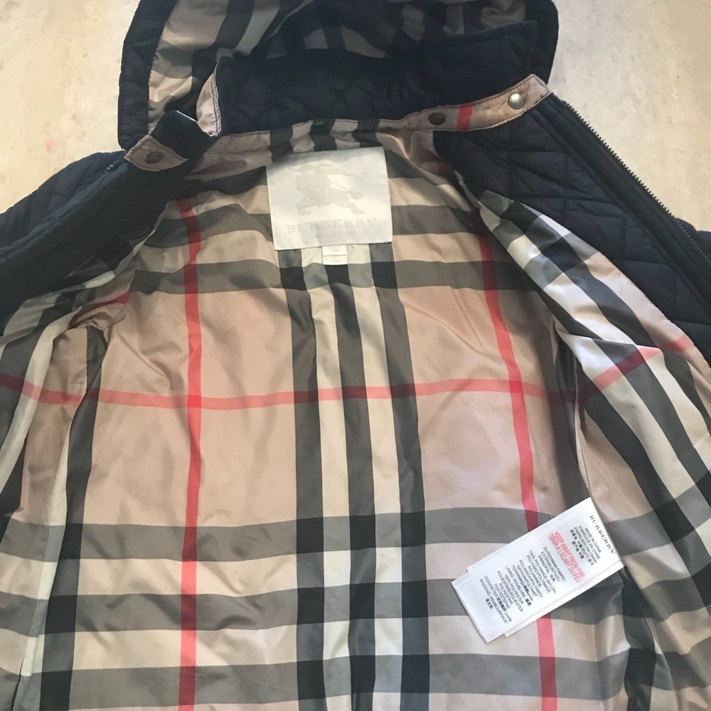 Burberry jacket kids girl or boy