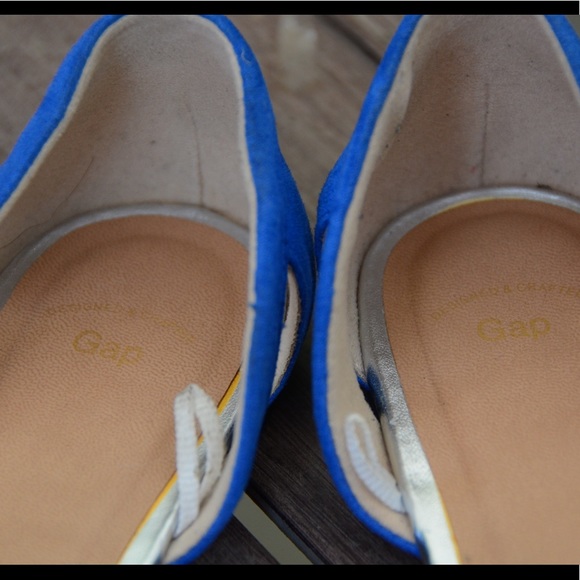 Two-tone Blue Cut Out Flats - Picture 6 of 7