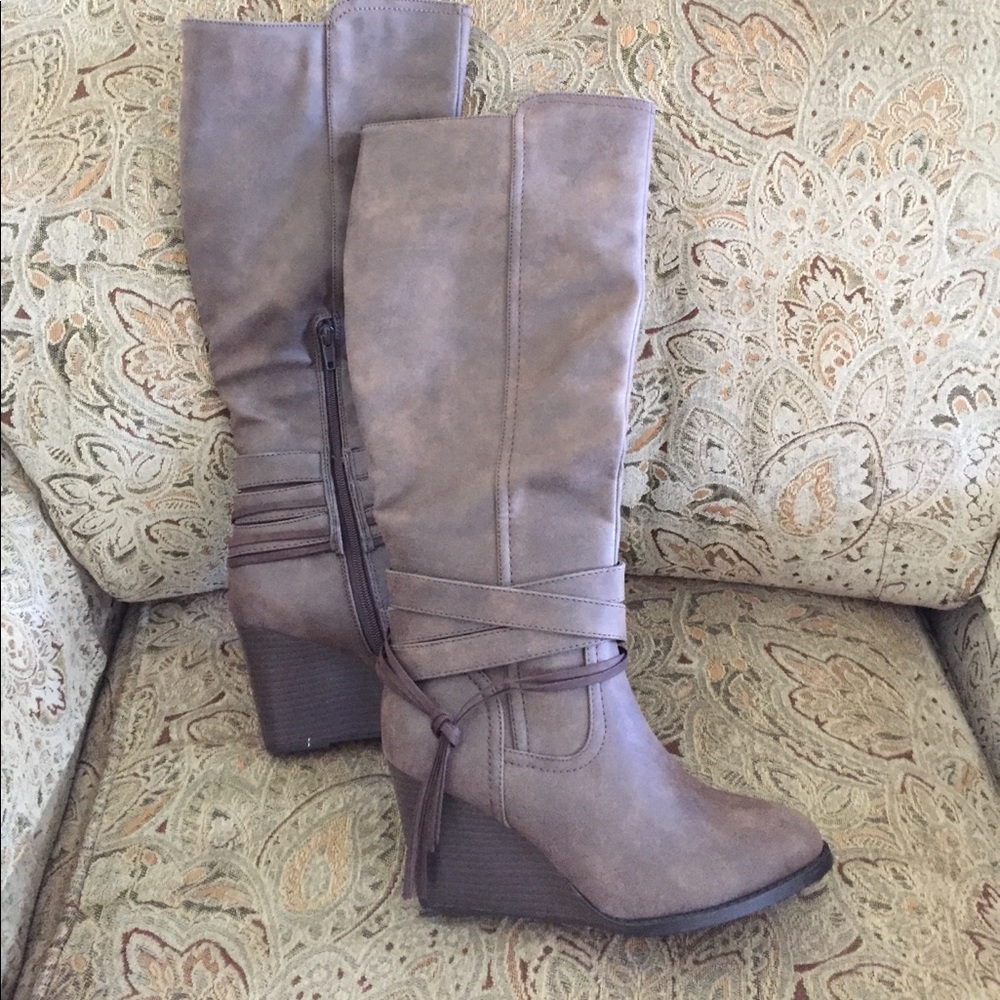 Rampage boots