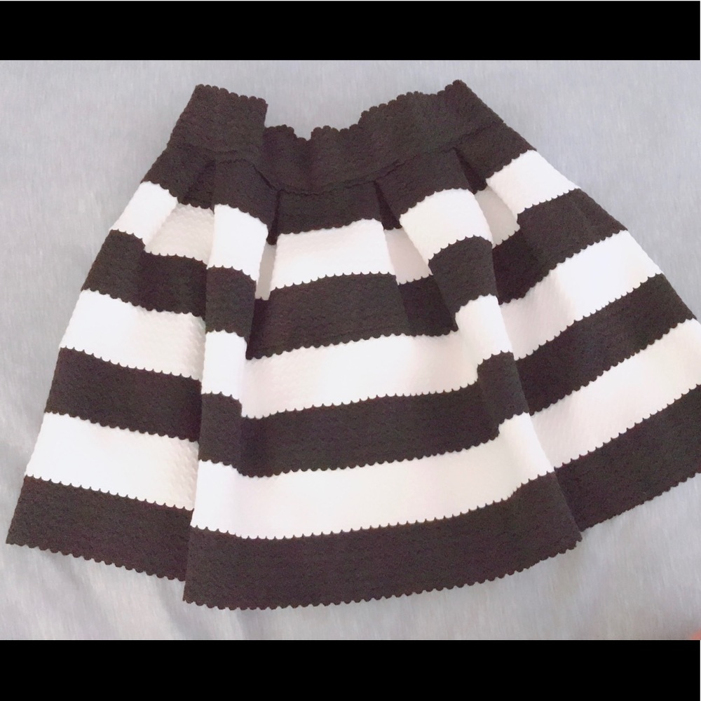 Striped A-line skirt