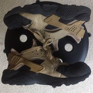 Nike Air huarache 9.5