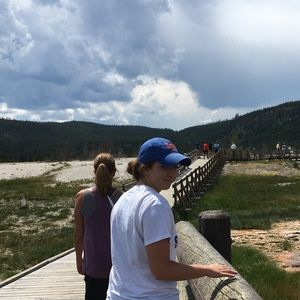 Meet your Posher, Avery