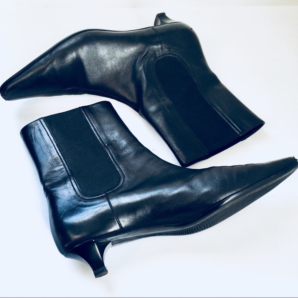 💔SOLD💔Vintage Ferragamo Ankle Boots