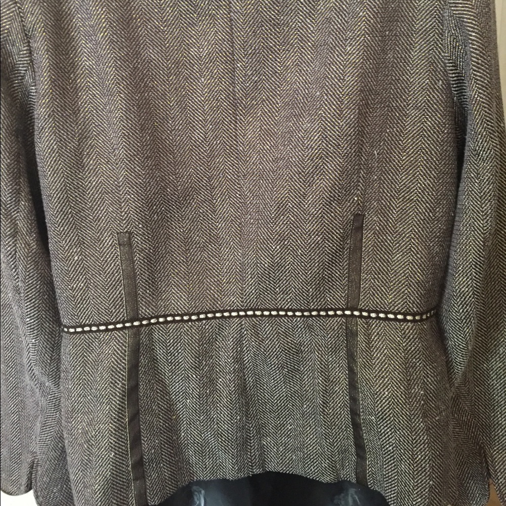 Perfect fall blazer - Picture 4 of 5