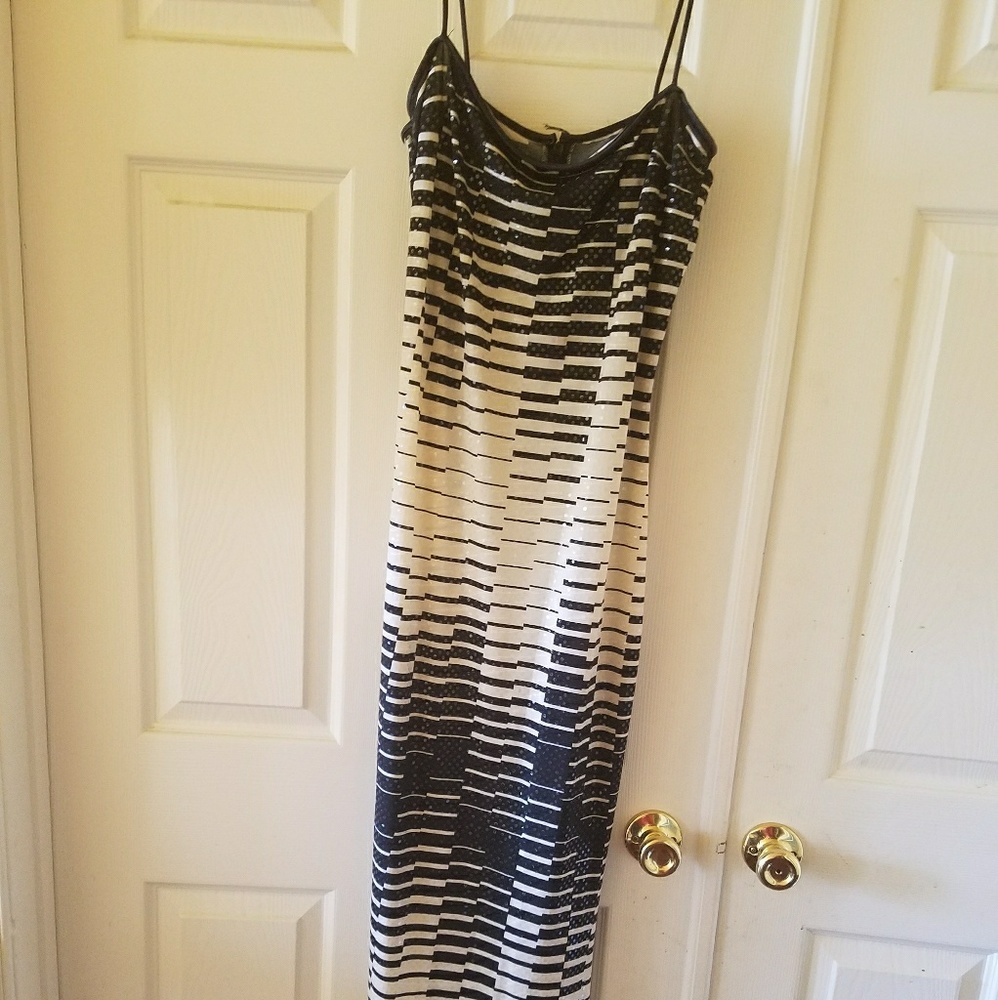 Jessica McClintock gown