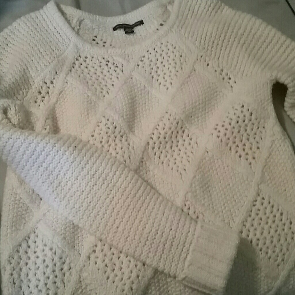 NWT Cream Sweater