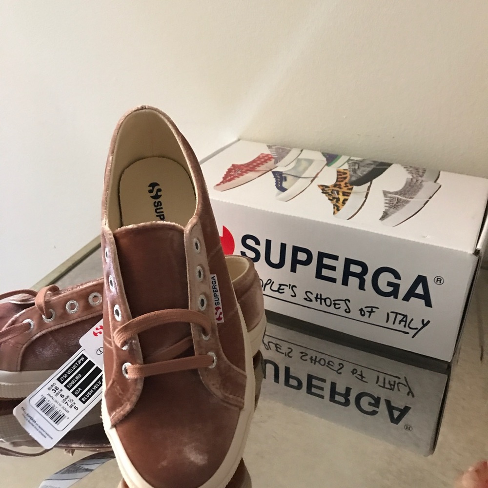 NWT superga sneakers in blush velvet