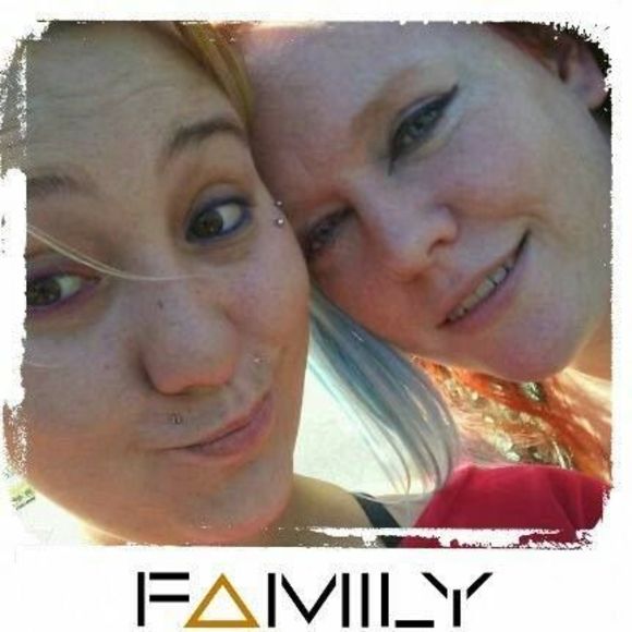 Meet your Posher, Brittany - Picture 1 of 1