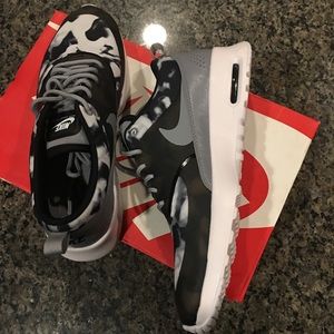 Nike Womens AirMax Thea Print Size 8.5 Black/White
