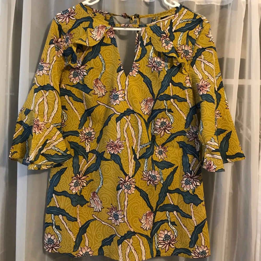 BOOHOO- Mustard Floral Ruffle Blouse