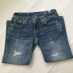 Miss Me / faded distressed blue  jeans 👖