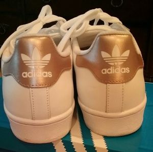 Le Adidas Superstar Rose D'oro Numero 75 Poshmark Le Adidas Superstar Rose D'oro Numero 75 Poshmark